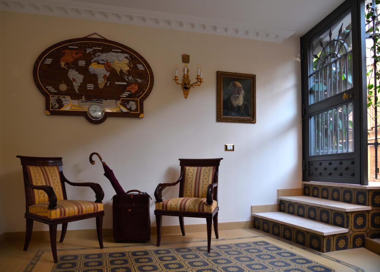 Regal House Roma Capucci 6 Hotel Bagian luar foto