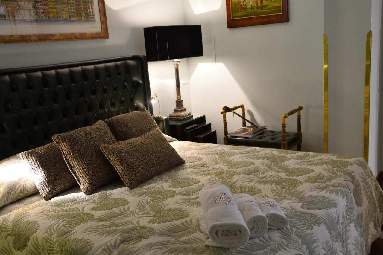 Regal House Roma Capucci 6 Hotel Bagian luar foto