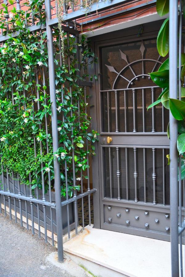Regal House Roma Capucci 6 Hotel Bagian luar foto